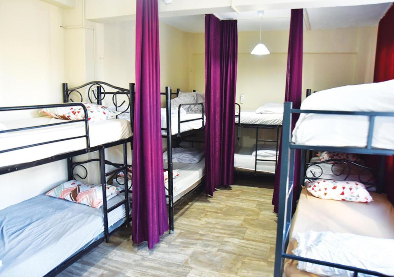 Nostalji Hostel Istanbul Exteriör bild
