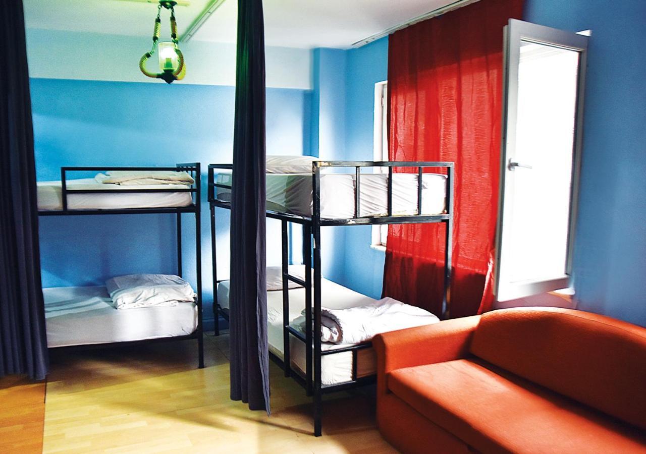 Nostalji Hostel Istanbul Exteriör bild