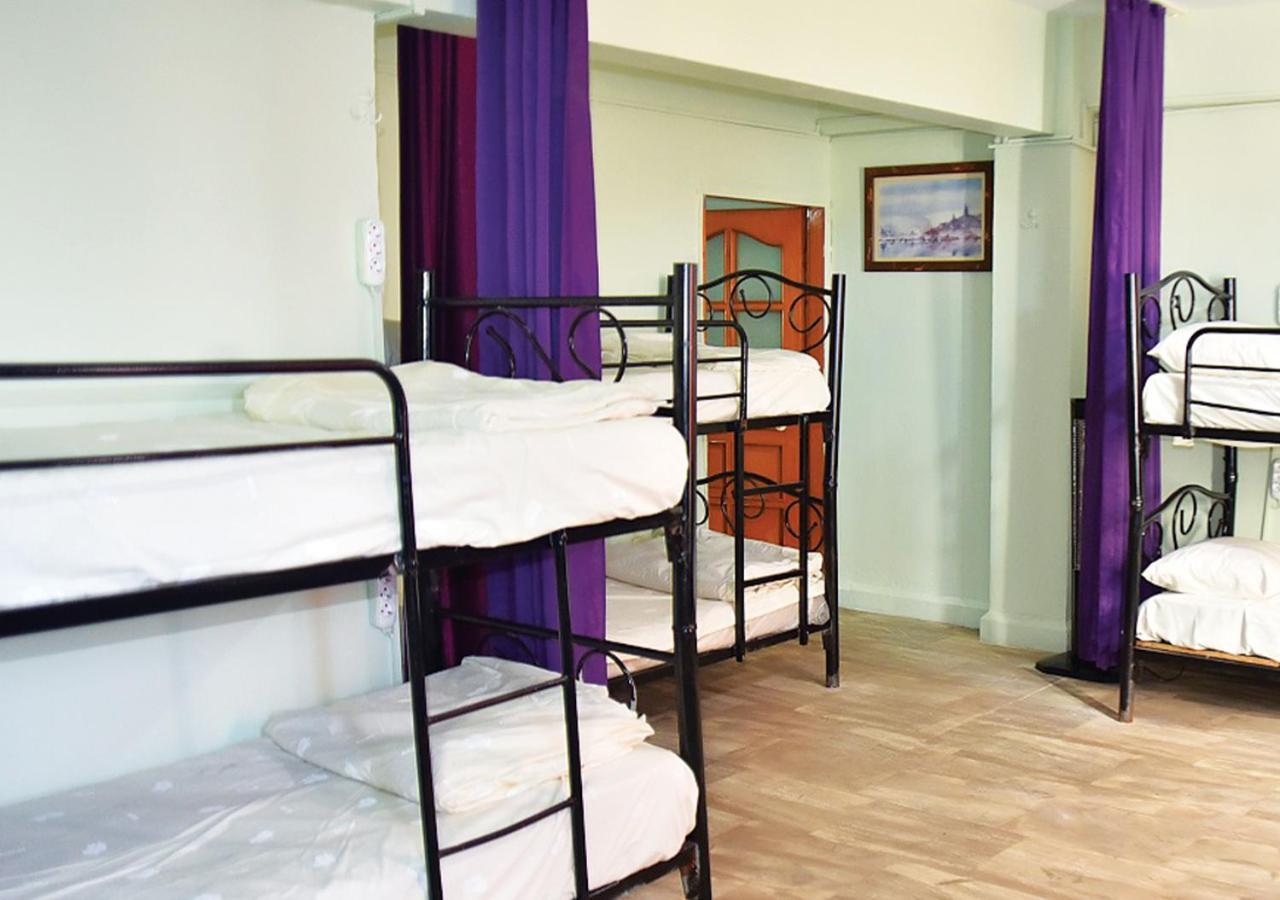 Nostalji Hostel Istanbul Exteriör bild