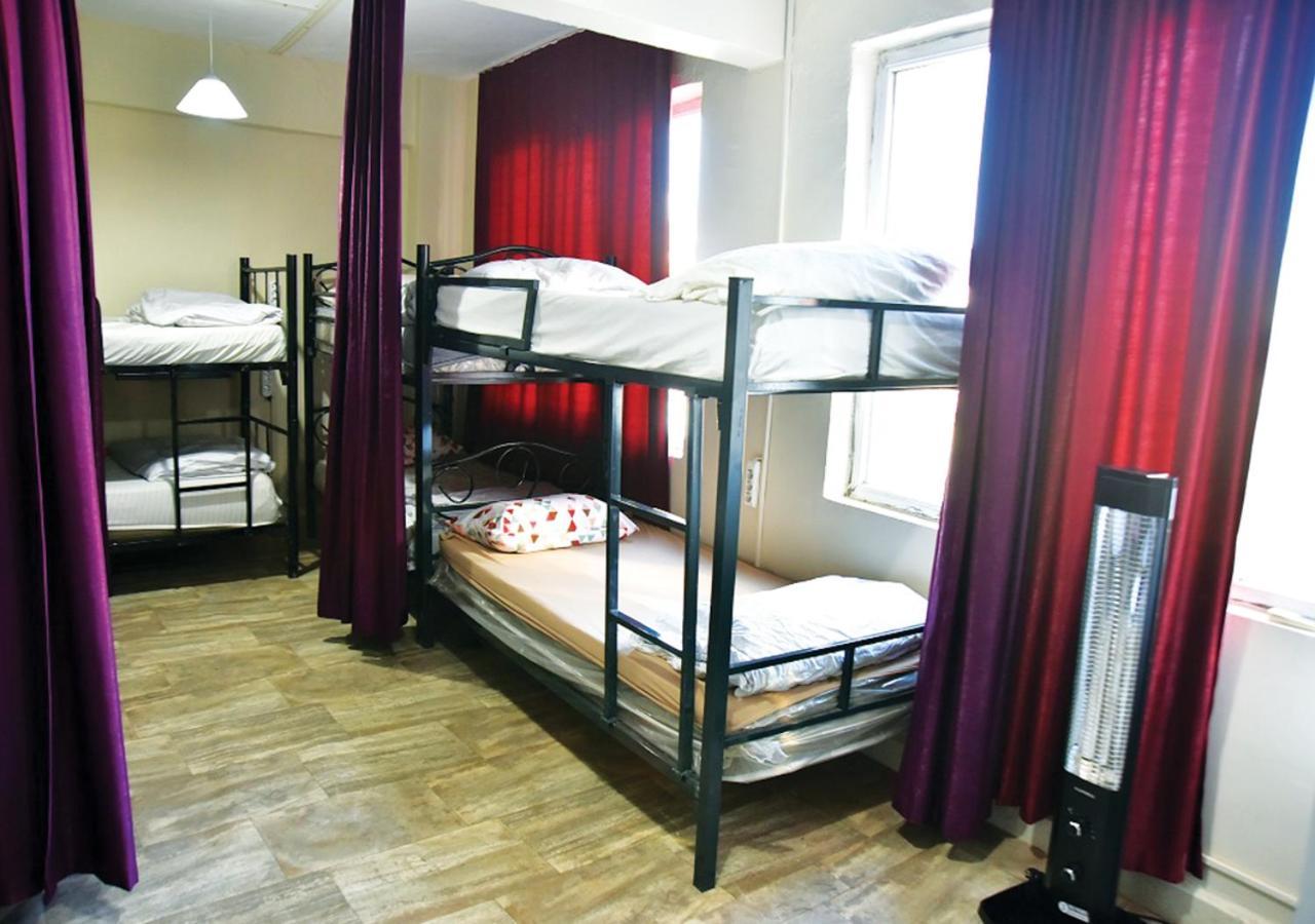 Nostalji Hostel Istanbul Exteriör bild