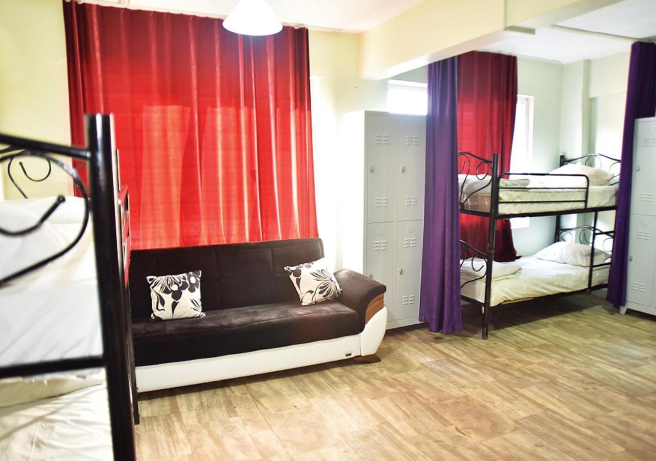 Nostalji Hostel Istanbul Exteriör bild