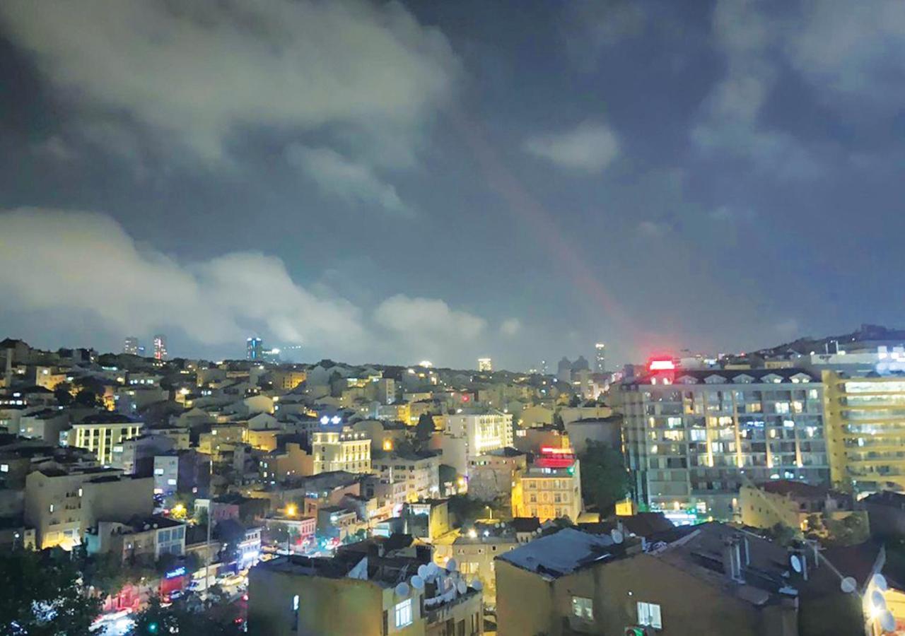 Nostalji Hostel Istanbul Exteriör bild